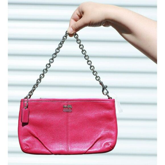 NWT Coach Leather Madison Chain Wallet Clutch MAGENTA - Picture 2 of 9